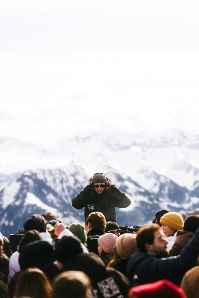 HARMLOS Pilatus White Day Dance 2025 00026