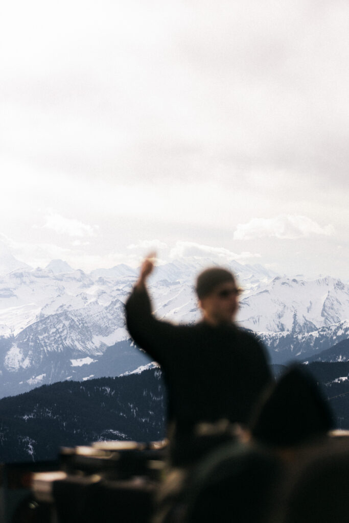 HARMLOS Pilatus White Day Dance 2025 00031