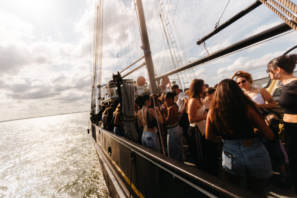 Pineapple Project Boat Party 2025 mario.image 00036