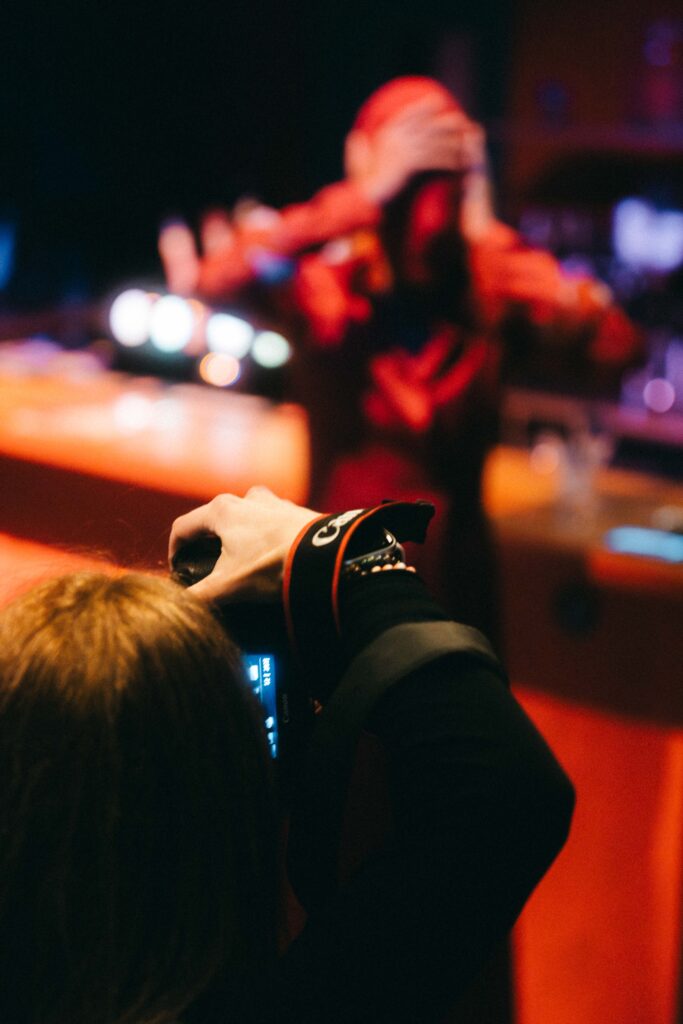 Famil Zaman Performance art Tillatec 202500011