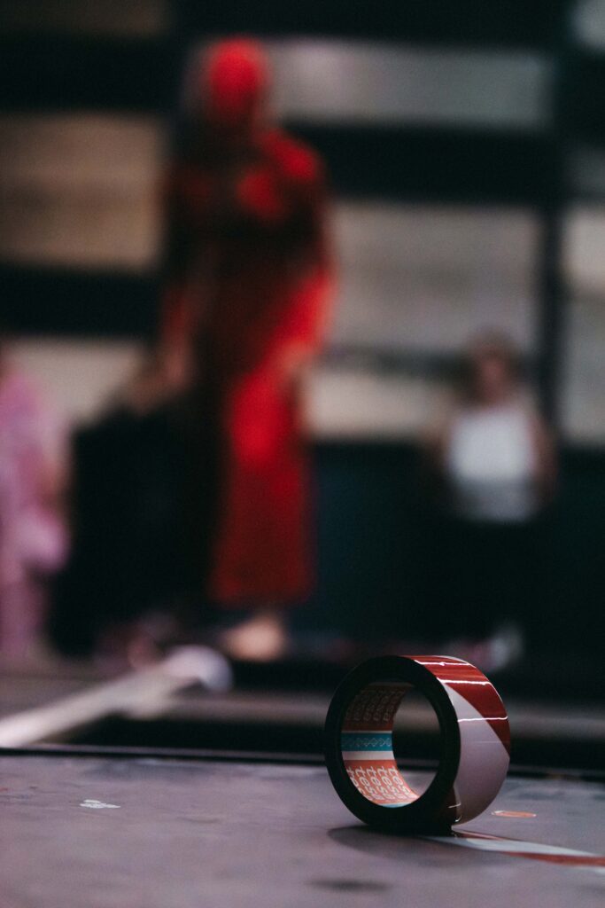 Famil Zaman Performance art Tillatec 202500017