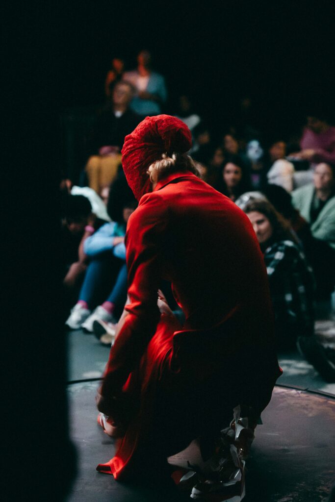 Famil Zaman Performance art Tillatec 202500020