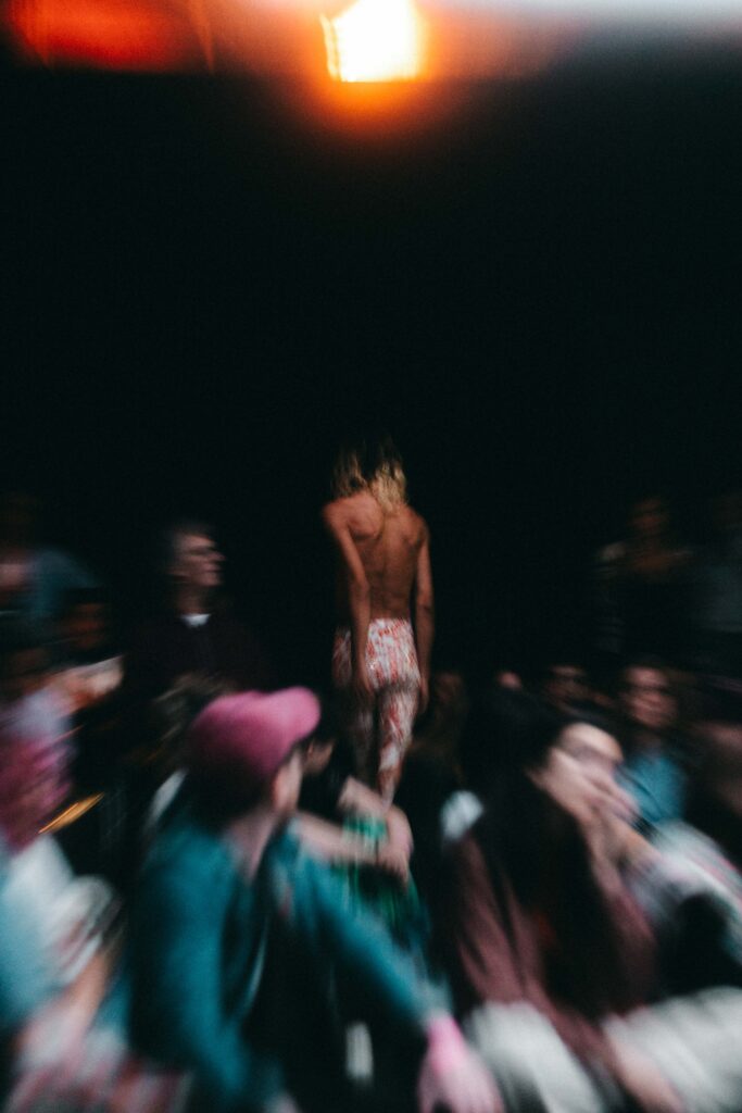 Famil Zaman Performance art Tillatec 202500042