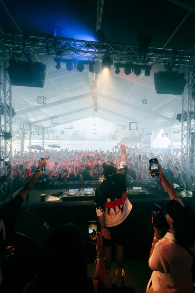 HARMLOS TECHNO summer festival Switzerland 202500042